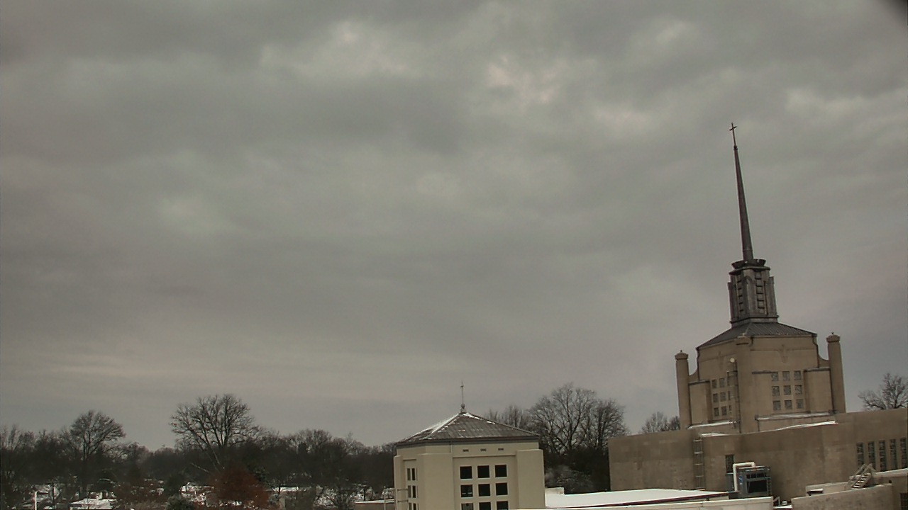Thumbnail for current weather camera view from Christ The King School in Lexington, Kentucky