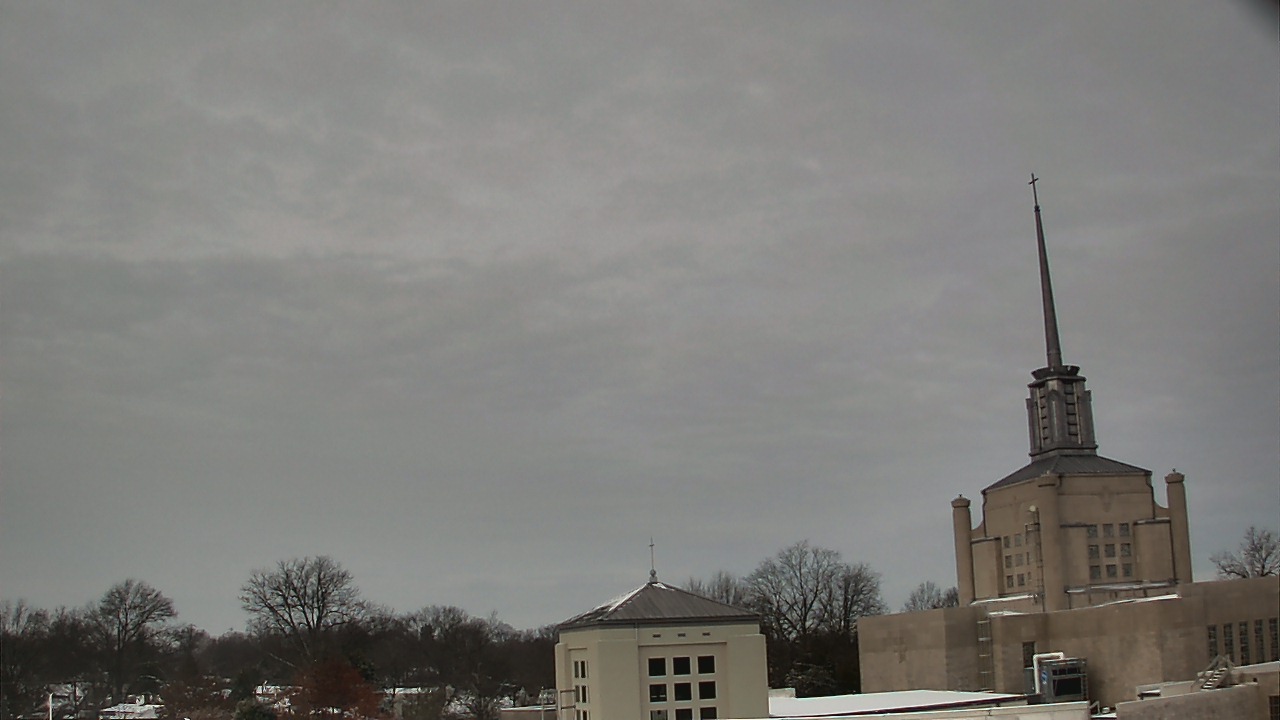 Thumbnail for current weather camera view from Christ The King School in Lexington, Kentucky