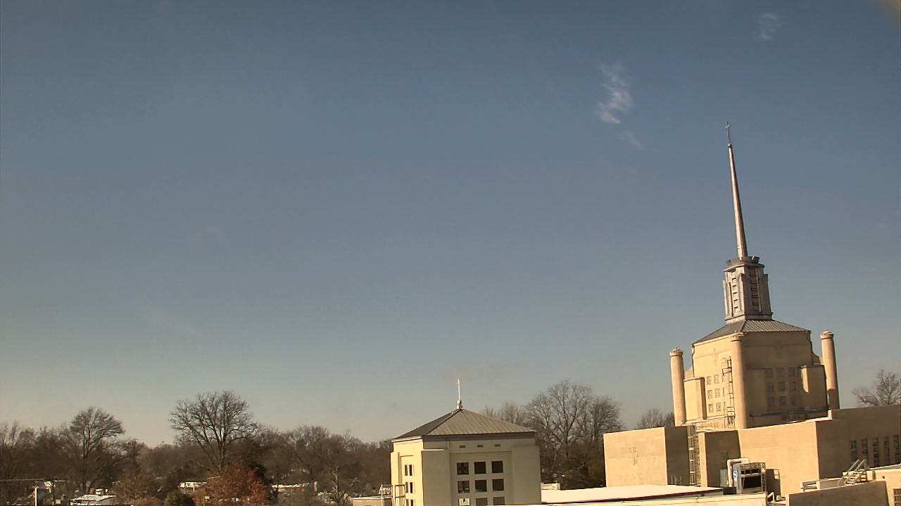 Thumbnail for current weather camera view from Christ The King School in Lexington, Kentucky