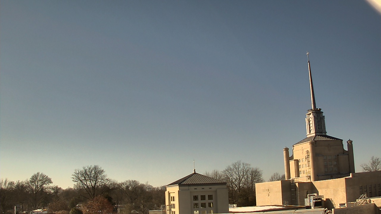 Thumbnail for current weather camera view from Christ The King School in Lexington, Kentucky
