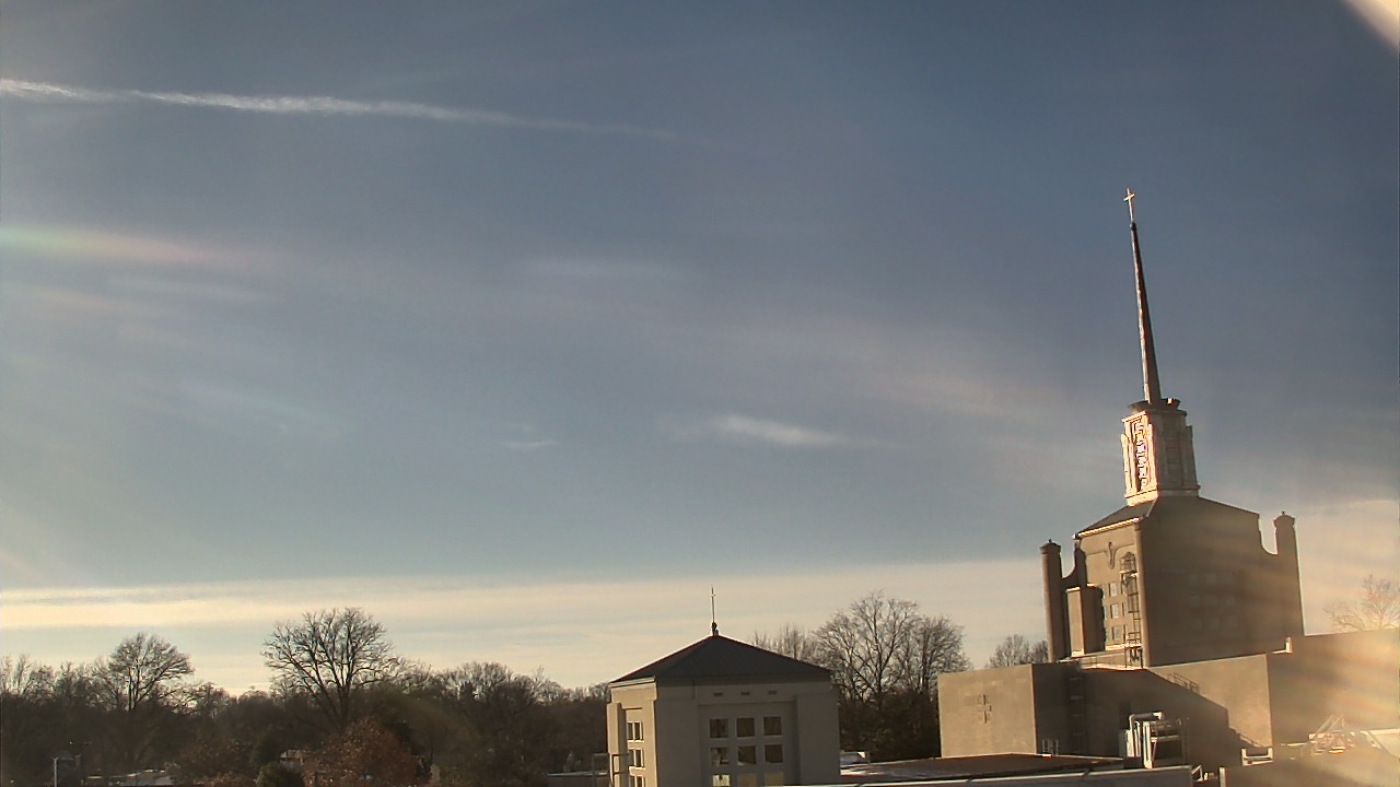 Thumbnail for current weather camera view from Christ The King School in Lexington, Kentucky