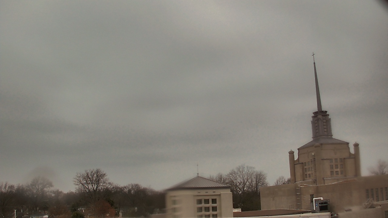 Thumbnail for current weather camera view from Christ The King School in Lexington, Kentucky