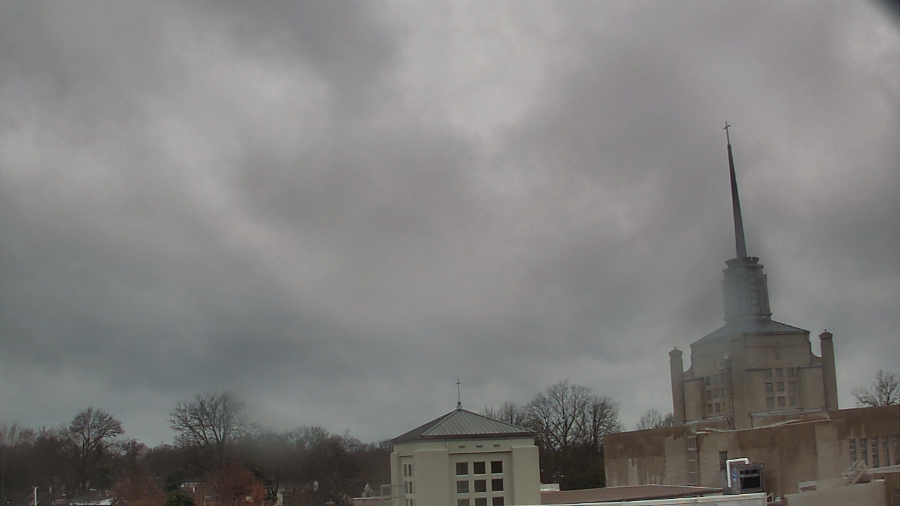 Thumbnail for current weather camera view from Christ The King School in Lexington, Kentucky