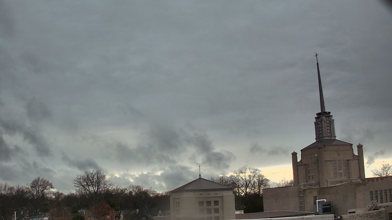 Thumbnail for current weather camera view from Christ The King School in Lexington, Kentucky