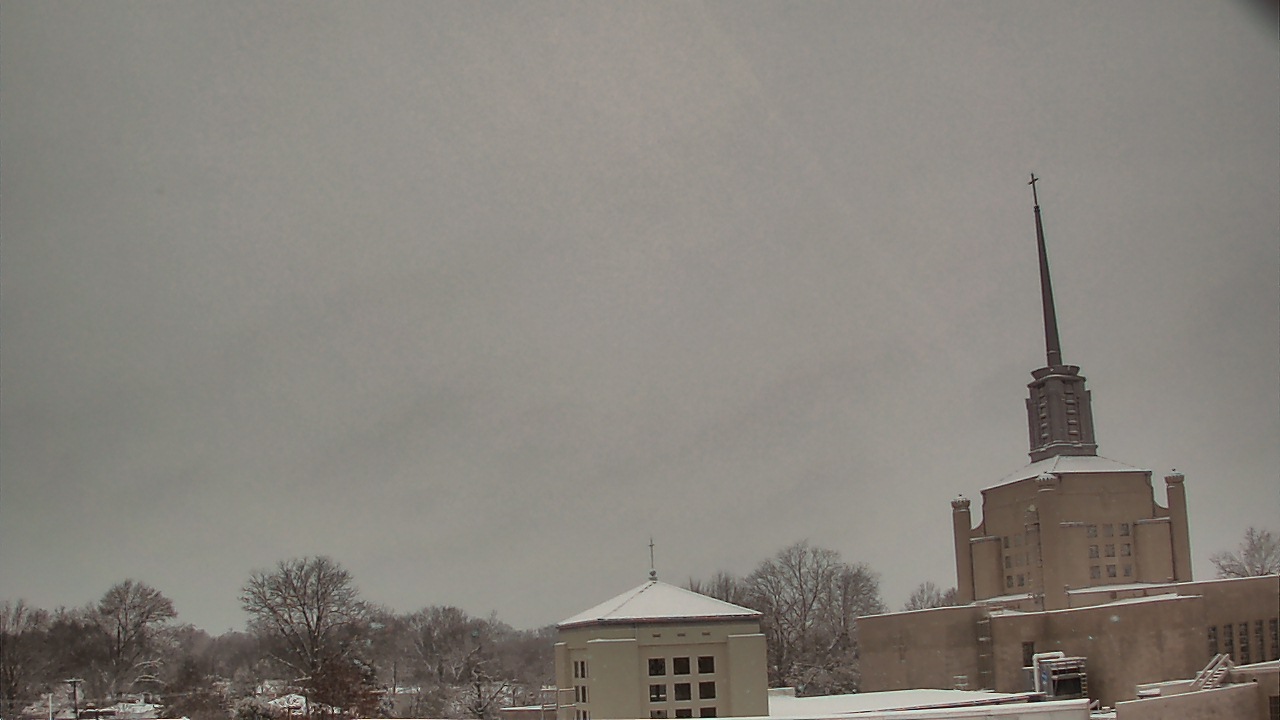 Thumbnail for current weather camera view from Christ The King School in Lexington, Kentucky