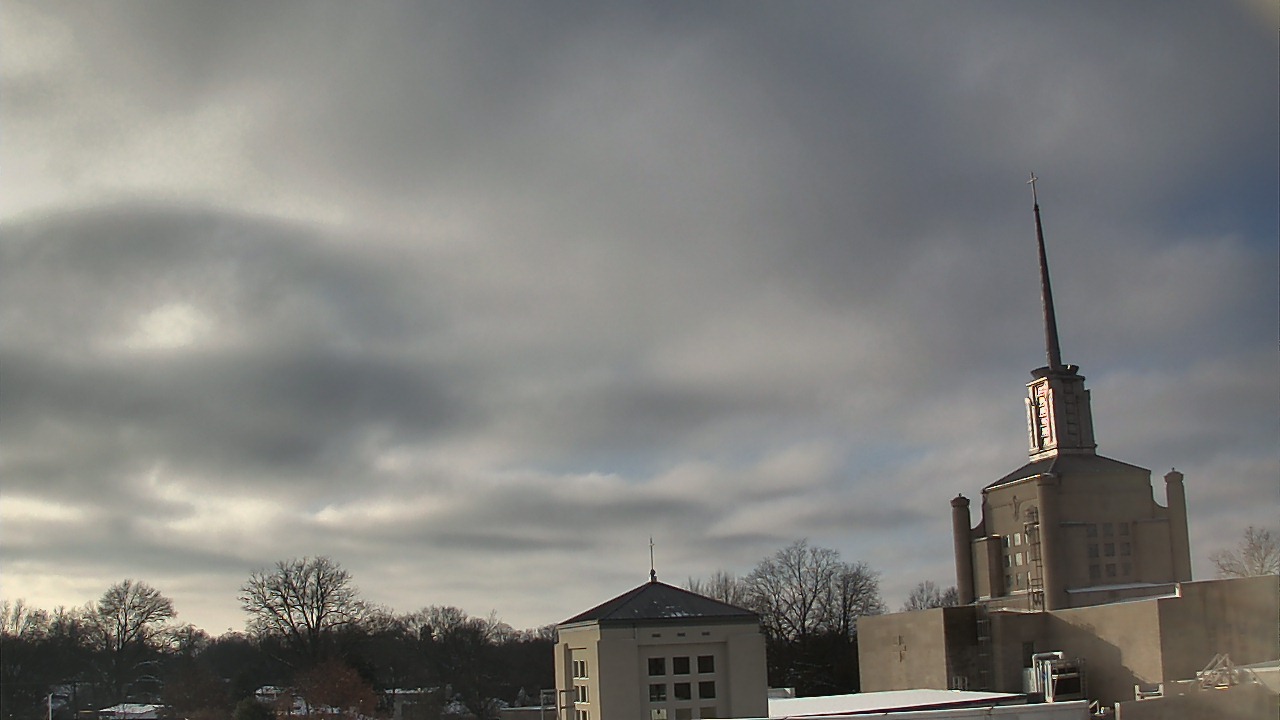 Thumbnail for current weather camera view from Christ The King School in Lexington, Kentucky