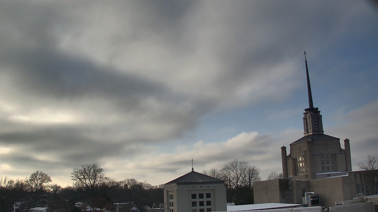 Thumbnail for current weather camera view from Christ The King School in Lexington, Kentucky