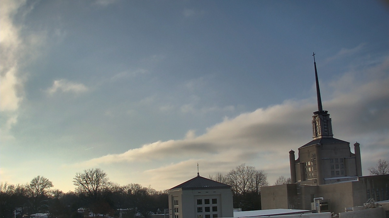 Thumbnail for current weather camera view from Christ The King School in Lexington, Kentucky
