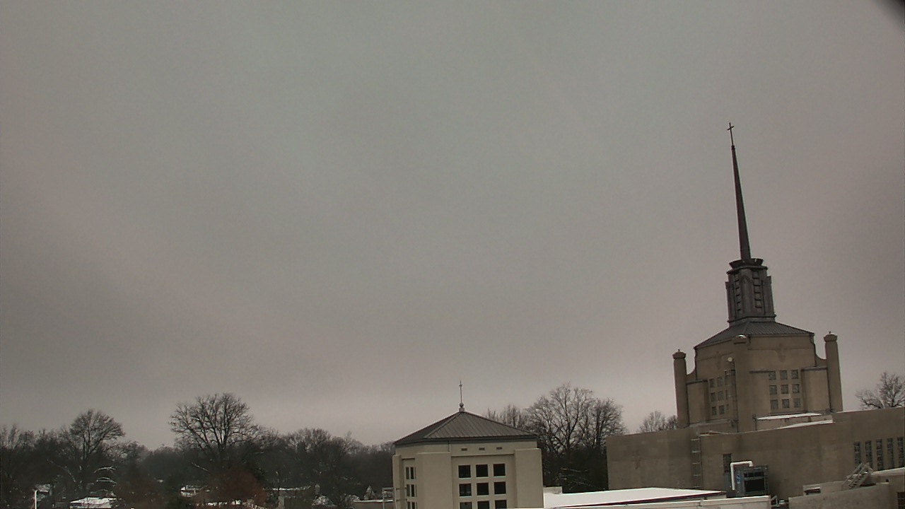 Thumbnail for current weather camera view from Christ The King School in Lexington, Kentucky