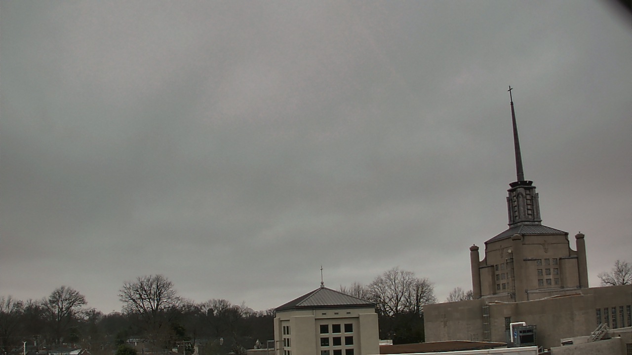 Thumbnail for current weather camera view from Christ The King School in Lexington, Kentucky
