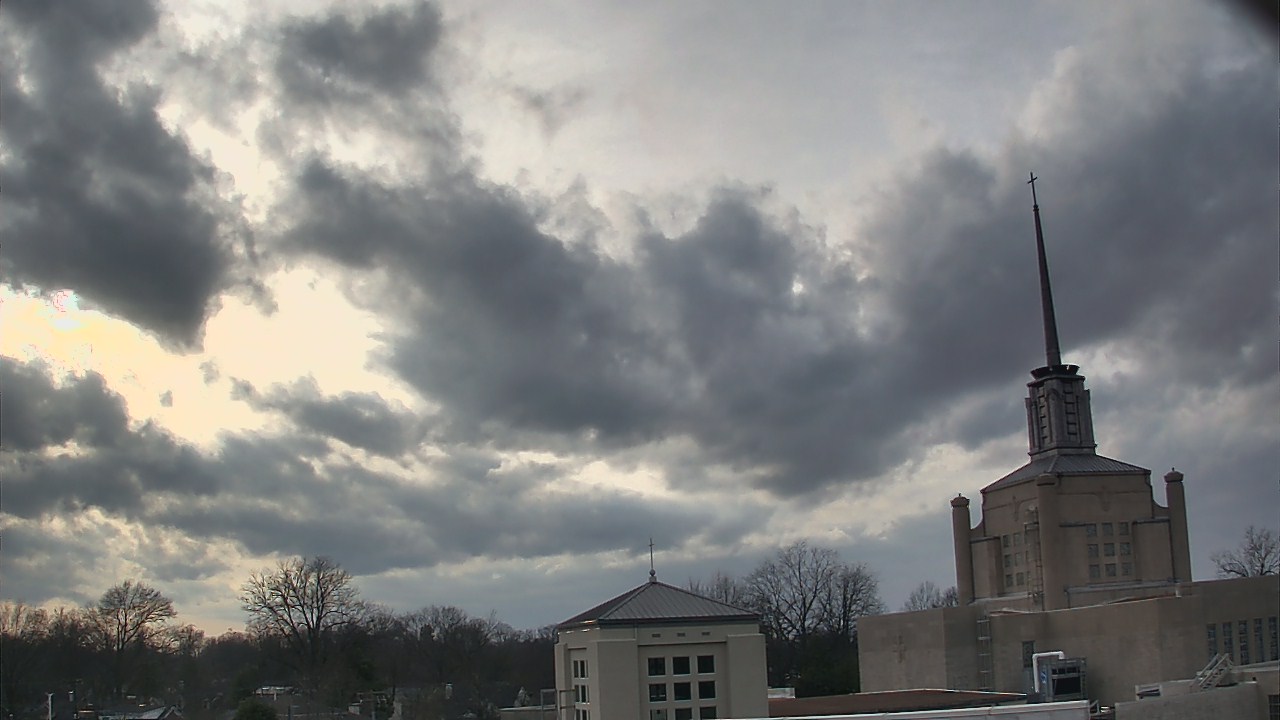 Thumbnail for current weather camera view from Christ The King School in Lexington, Kentucky