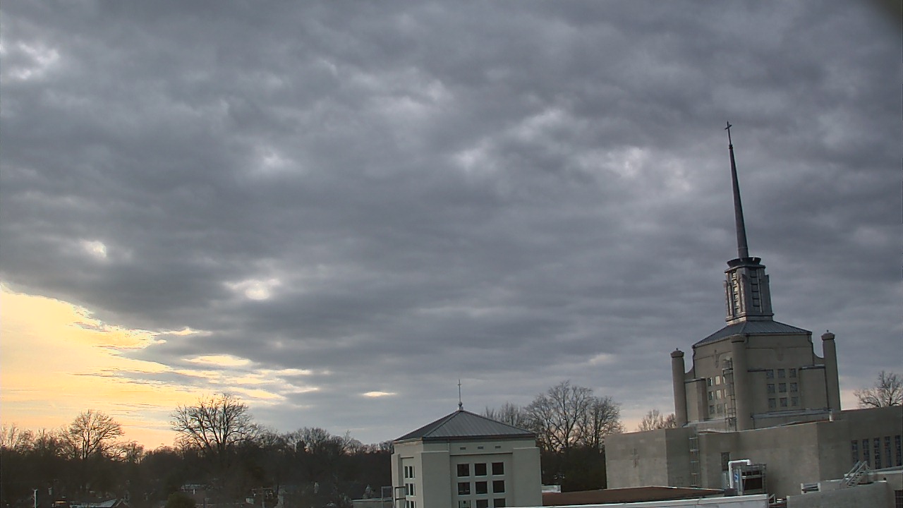 Thumbnail for current weather camera view from Christ The King School in Lexington, Kentucky