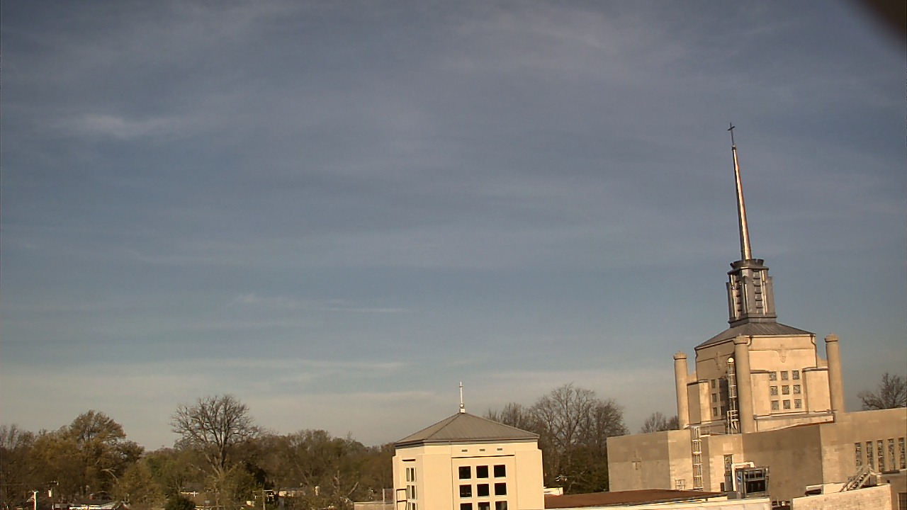 Thumbnail for current weather camera view from Christ The King School in Lexington, Kentucky
