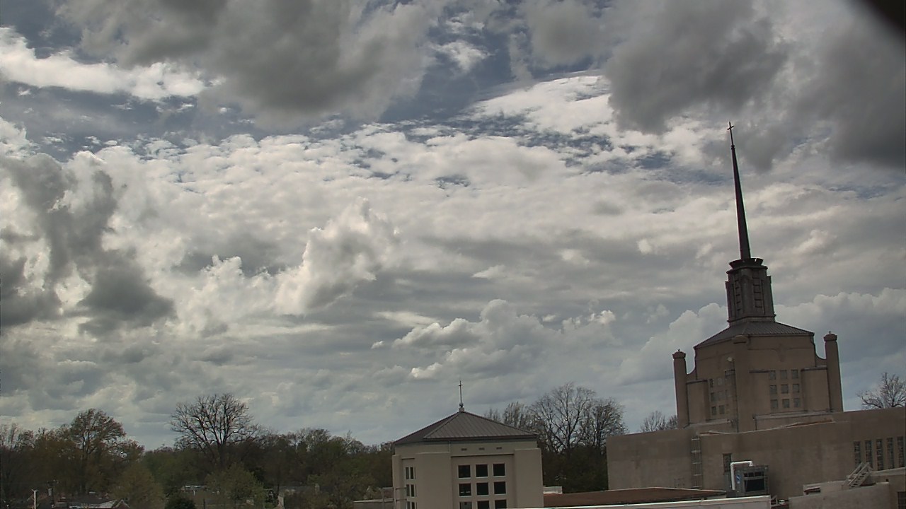 Thumbnail for current weather camera view from Christ The King School in Lexington, Kentucky