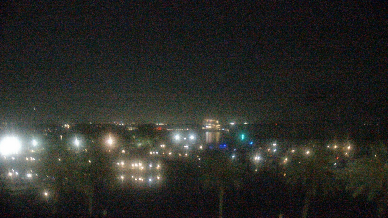Thumbnail for current weather camera view from Mahaffey Theater in St. Petersburg, Florida