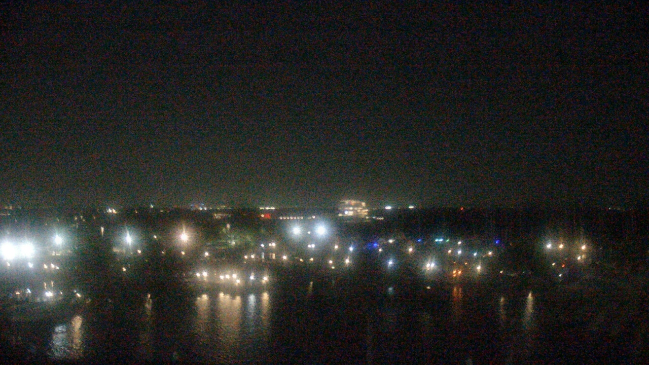 Thumbnail for current weather camera view from Mahaffey Theater in St. Petersburg, Florida