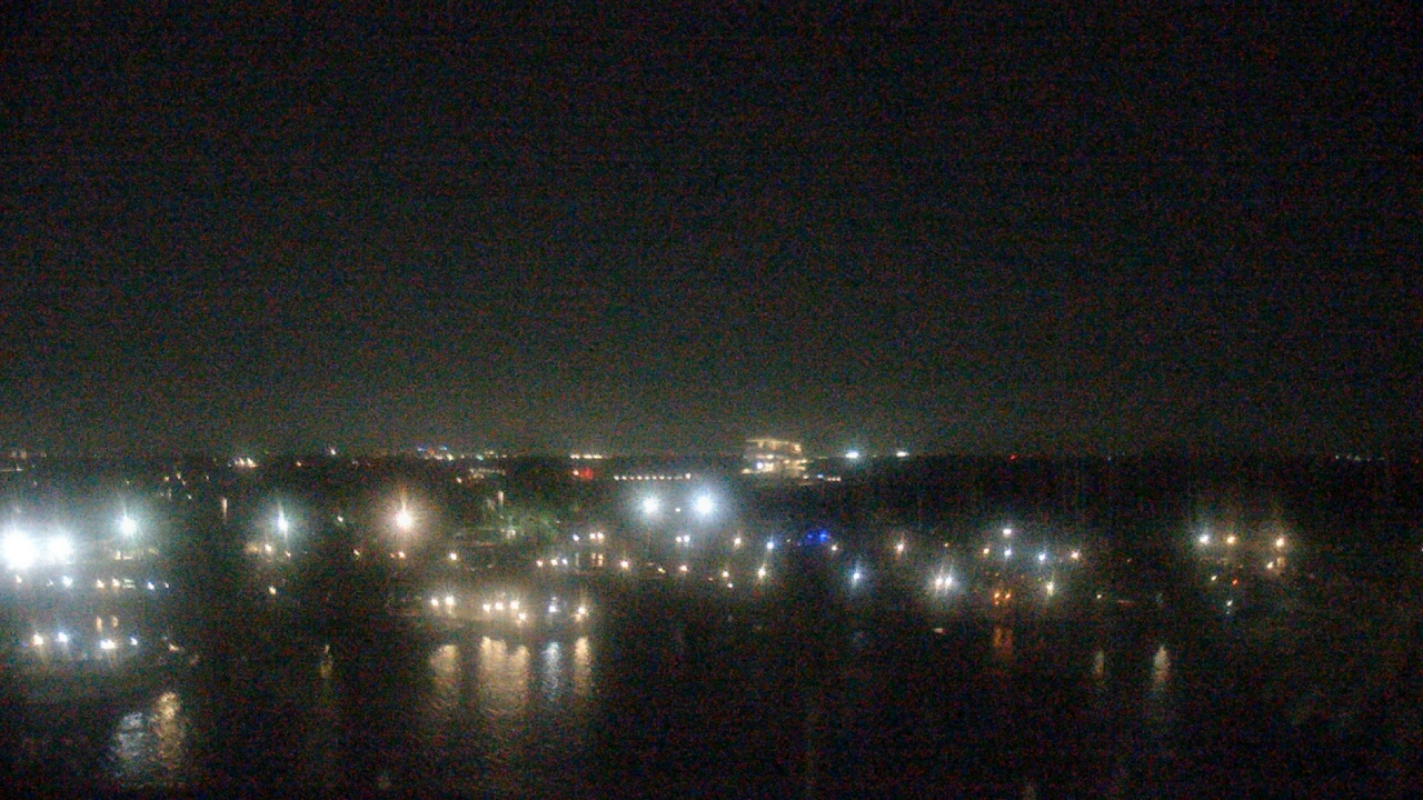 Thumbnail for current weather camera view from Mahaffey Theater in St. Petersburg, Florida