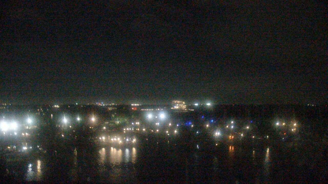 Thumbnail for current weather camera view from Mahaffey Theater in St. Petersburg, Florida