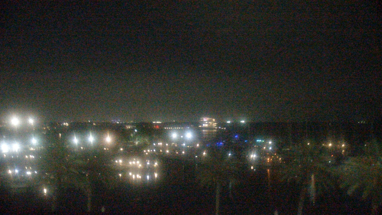 Thumbnail for current weather camera view from Mahaffey Theater in St. Petersburg, Florida