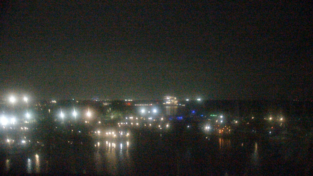 Thumbnail for current weather camera view from Mahaffey Theater in St. Petersburg, Florida