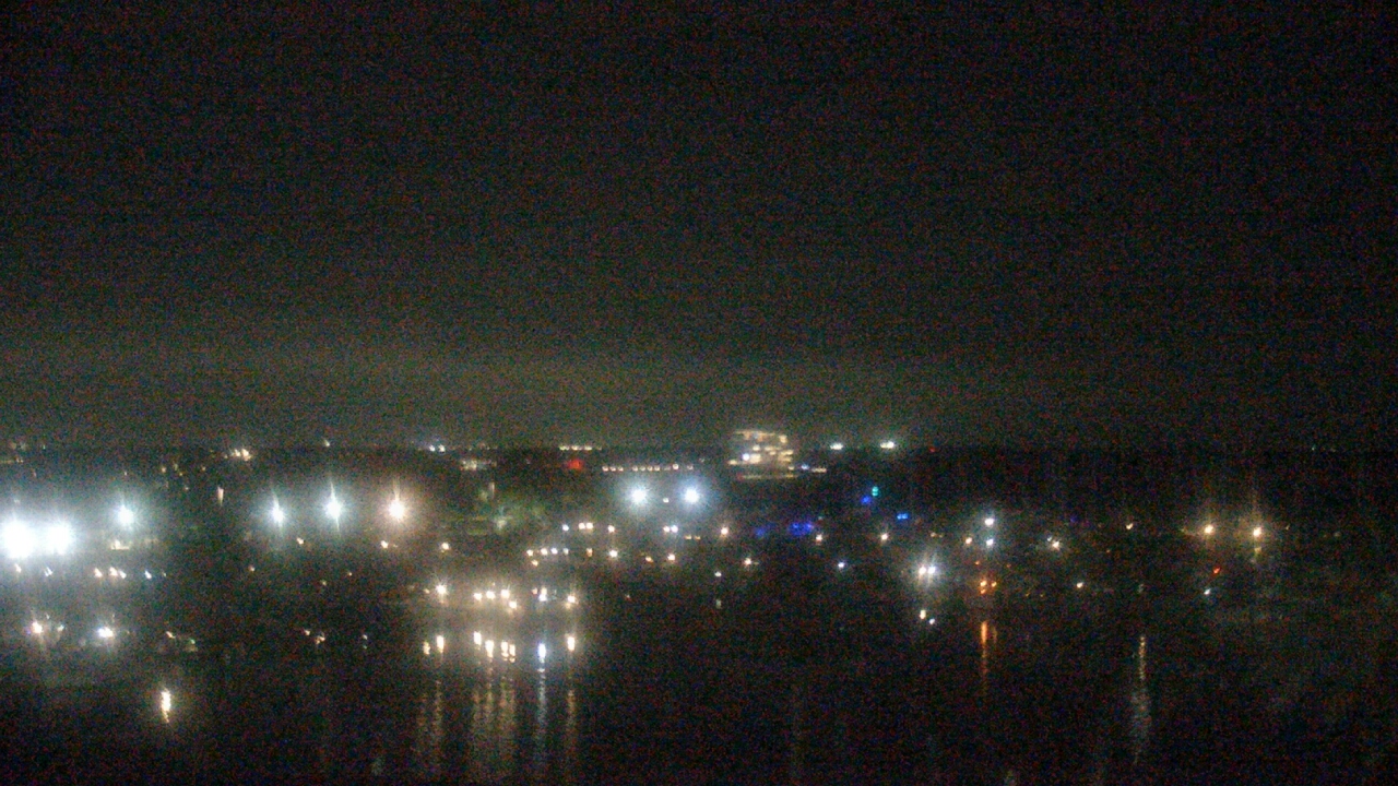 Thumbnail for current weather camera view from Mahaffey Theater in St. Petersburg, Florida