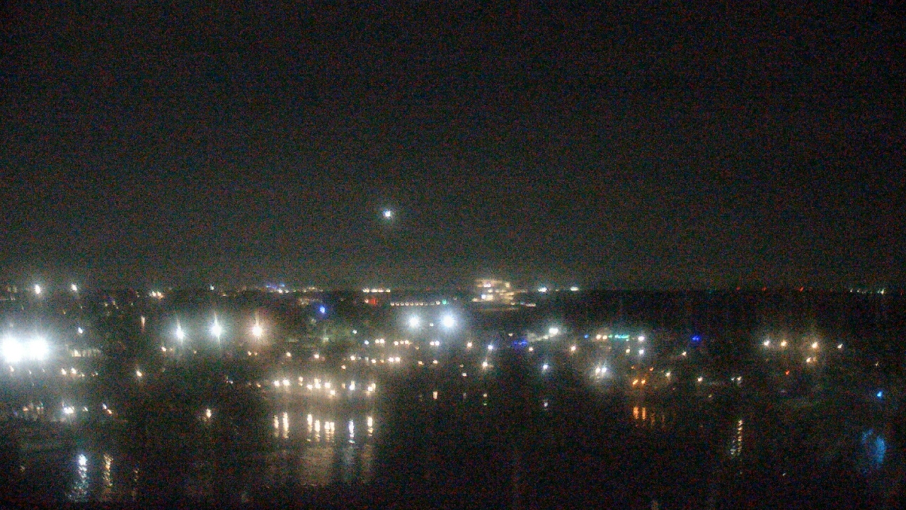 Thumbnail for current weather camera view from Mahaffey Theater in St. Petersburg, Florida