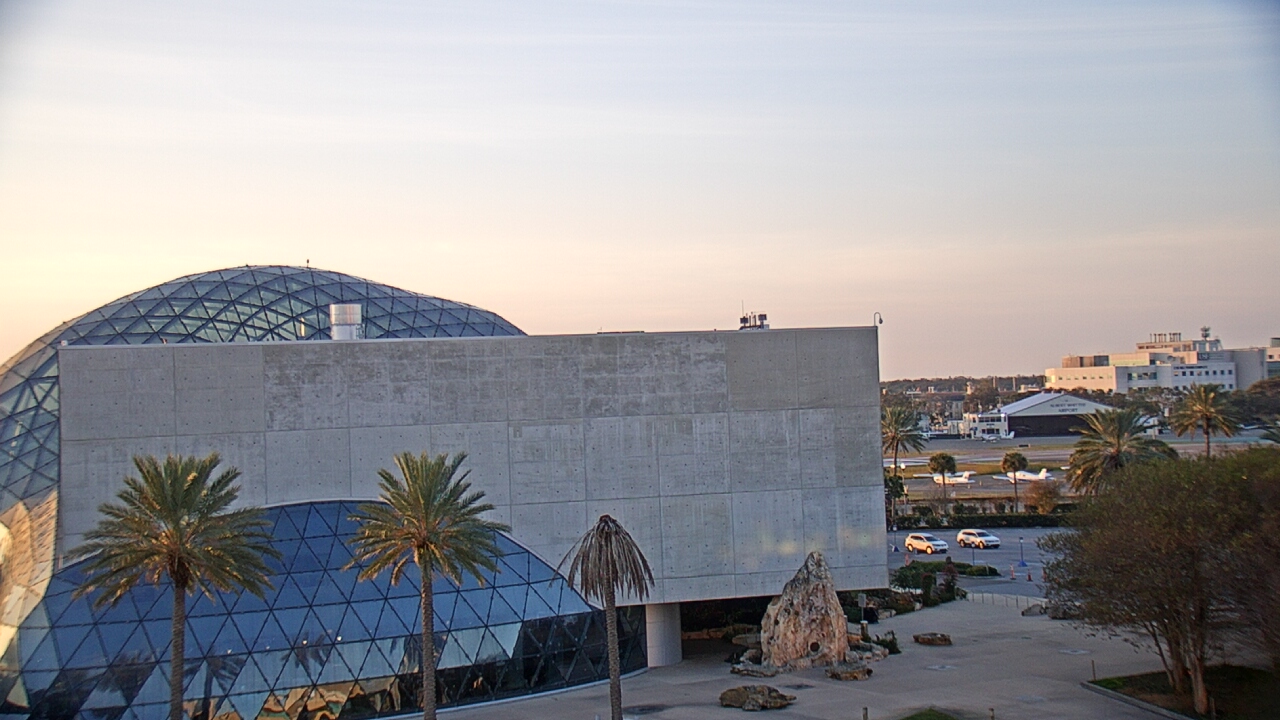 Thumbnail for current weather camera view from Mahaffey Theater in St. Petersburg, Florida