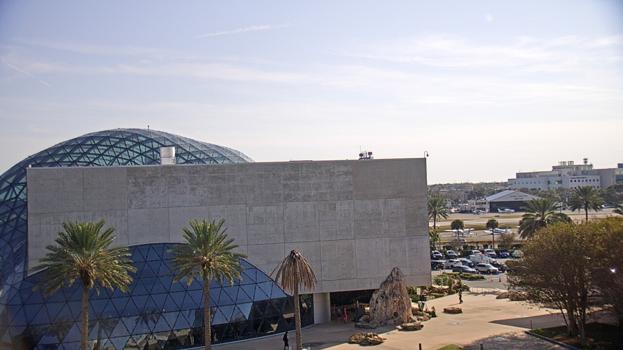 Thumbnail for current weather camera view from Mahaffey Theater in St. Petersburg, Florida