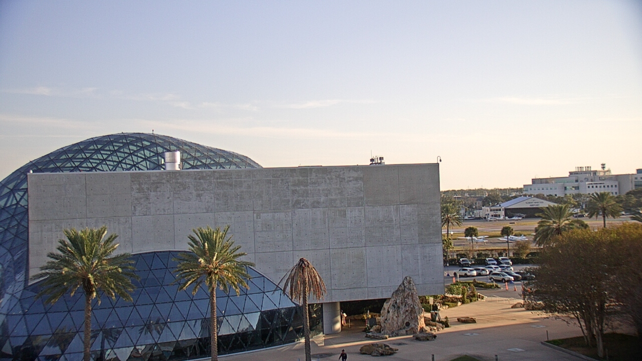Thumbnail for current weather camera view from Mahaffey Theater in St. Petersburg, Florida