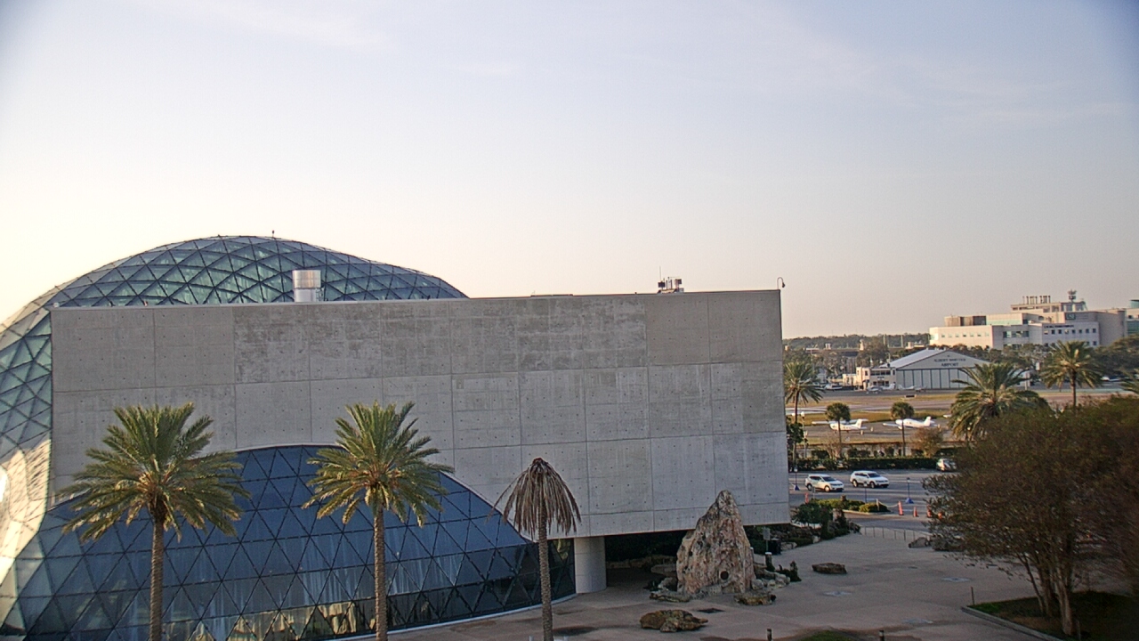 Thumbnail for current weather camera view from Mahaffey Theater in St. Petersburg, Florida