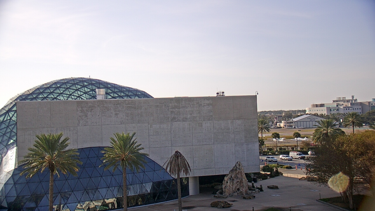 Thumbnail for current weather camera view from Mahaffey Theater in St. Petersburg, Florida