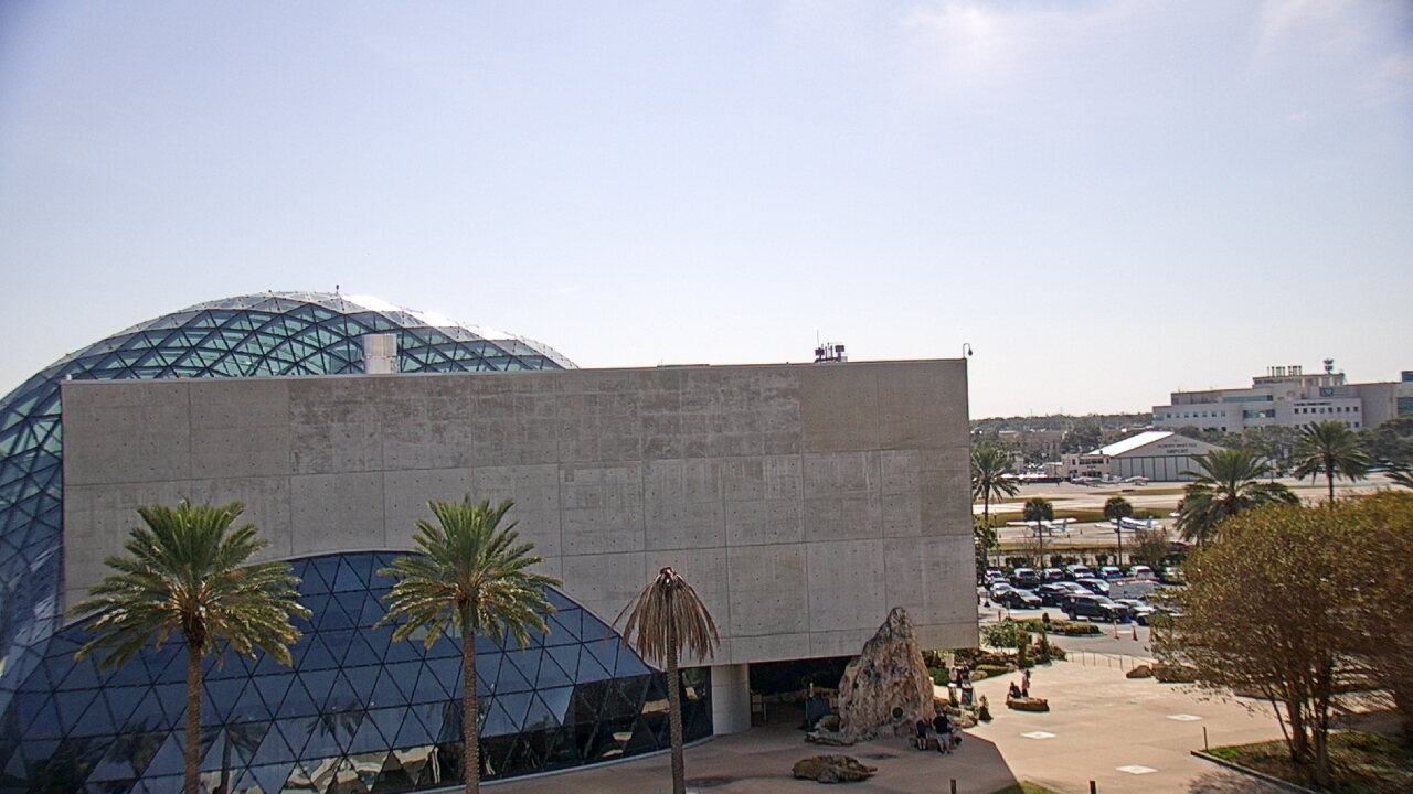 Thumbnail for current weather camera view from Mahaffey Theater in St. Petersburg, Florida