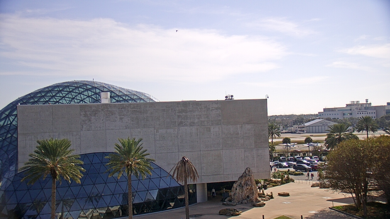 Thumbnail for current weather camera view from Mahaffey Theater in St. Petersburg, Florida