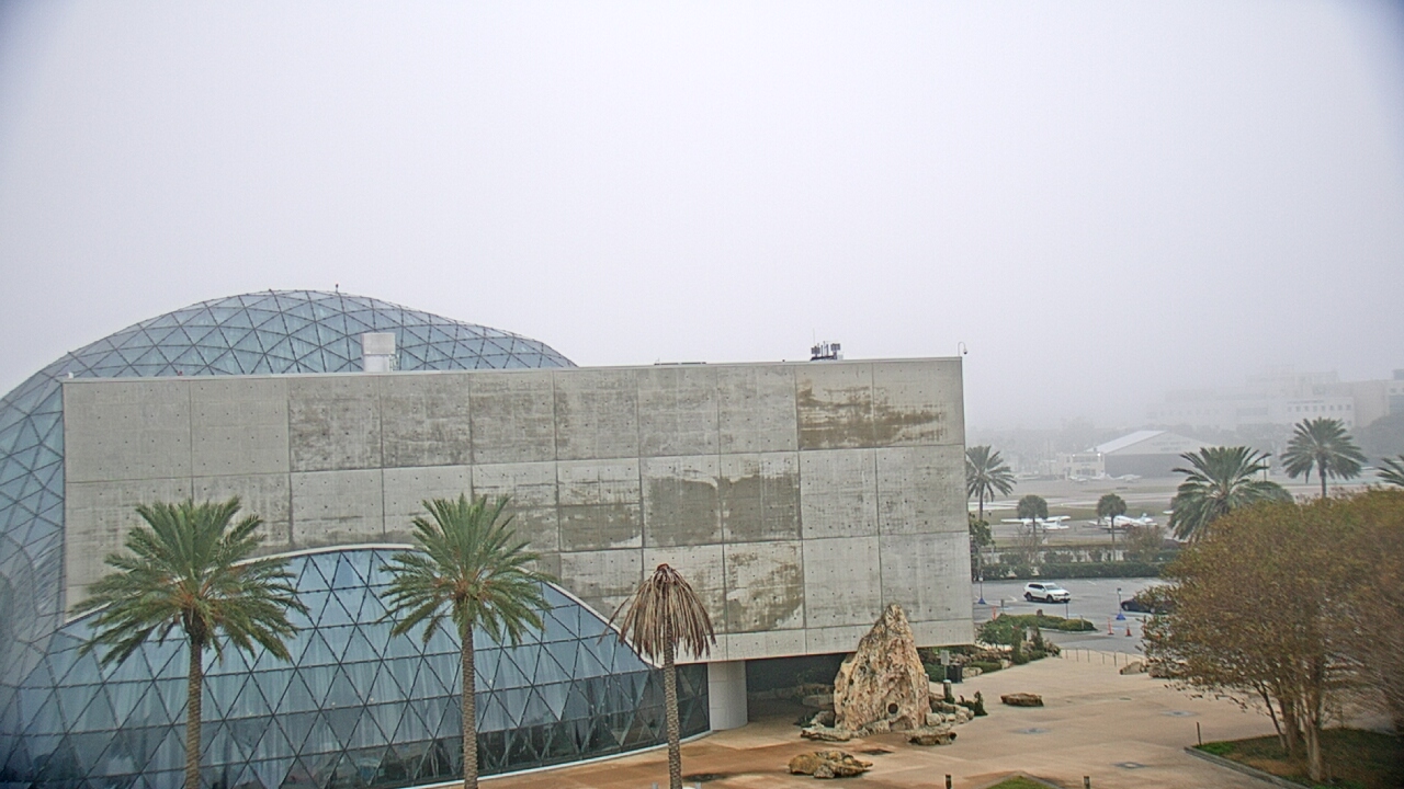 Thumbnail for current weather camera view from Mahaffey Theater in St. Petersburg, Florida