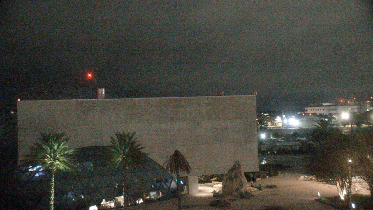 Thumbnail for current weather camera view from Mahaffey Theater in St. Petersburg, Florida