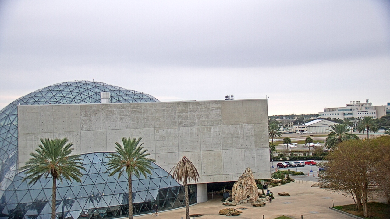 Thumbnail for current weather camera view from Mahaffey Theater in St. Petersburg, Florida