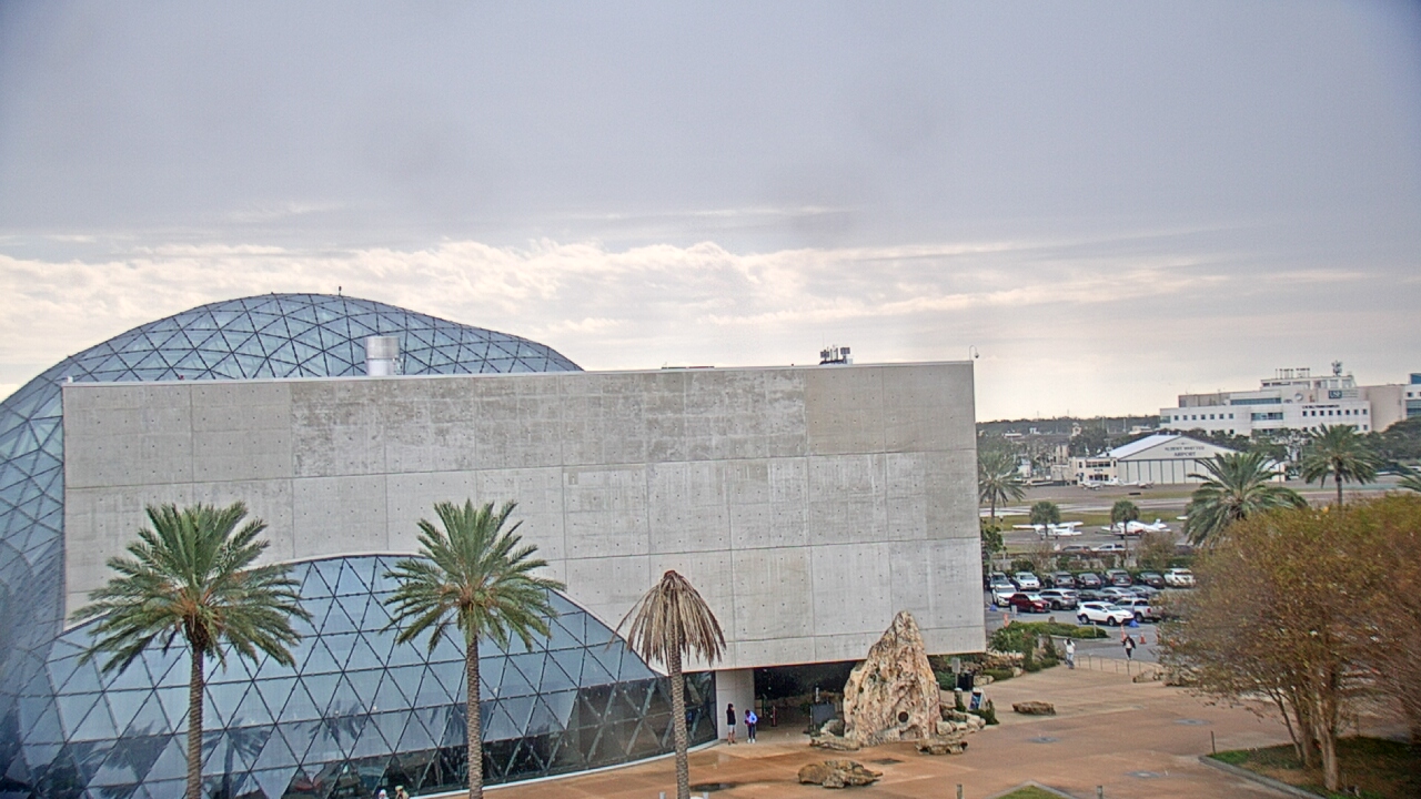 Thumbnail for current weather camera view from Mahaffey Theater in St. Petersburg, Florida