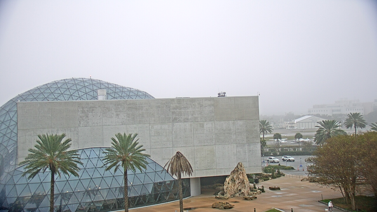 Thumbnail for current weather camera view from Mahaffey Theater in St. Petersburg, Florida