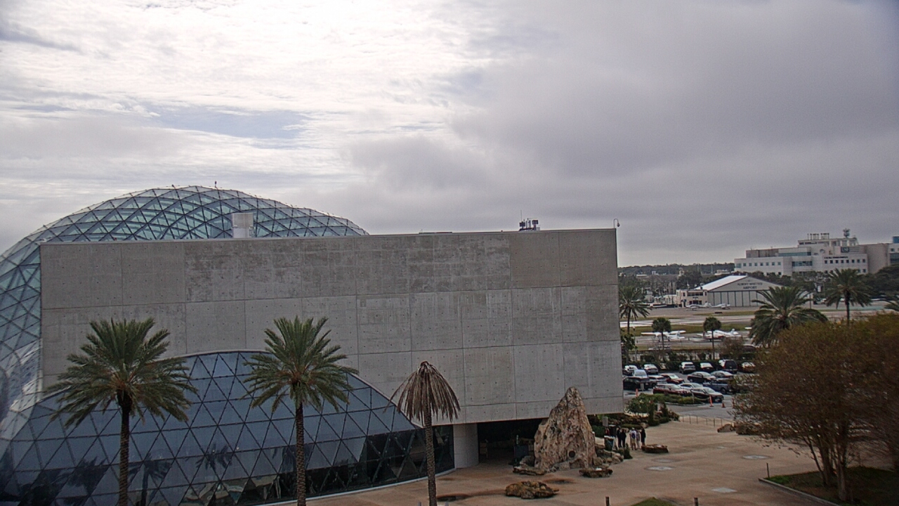 Thumbnail for current weather camera view from Mahaffey Theater in St. Petersburg, Florida