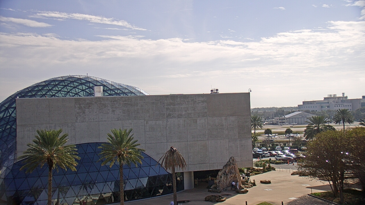 Thumbnail for current weather camera view from Mahaffey Theater in St. Petersburg, Florida