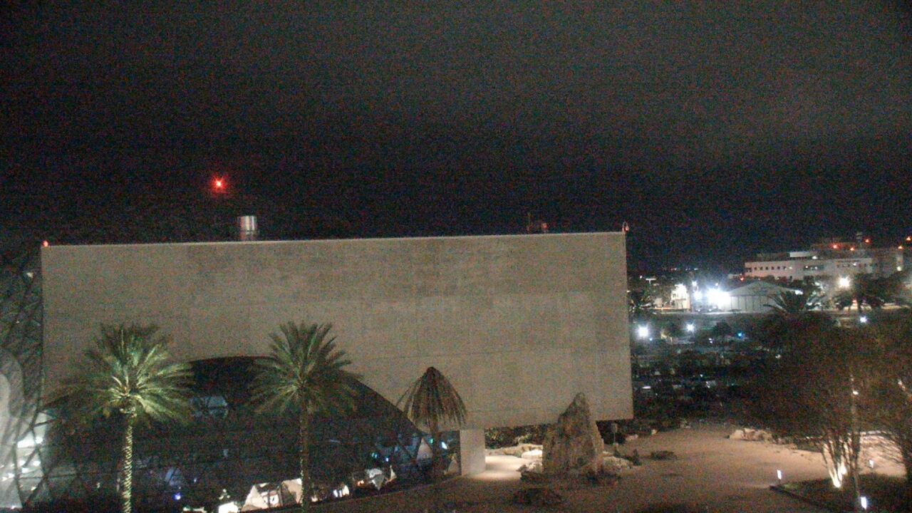 Thumbnail for current weather camera view from Mahaffey Theater in St. Petersburg, Florida