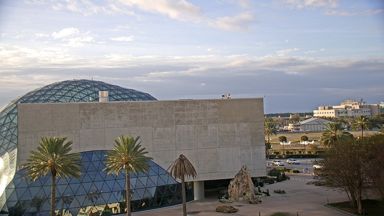 Thumbnail for current weather camera view from Mahaffey Theater in St. Petersburg, Florida