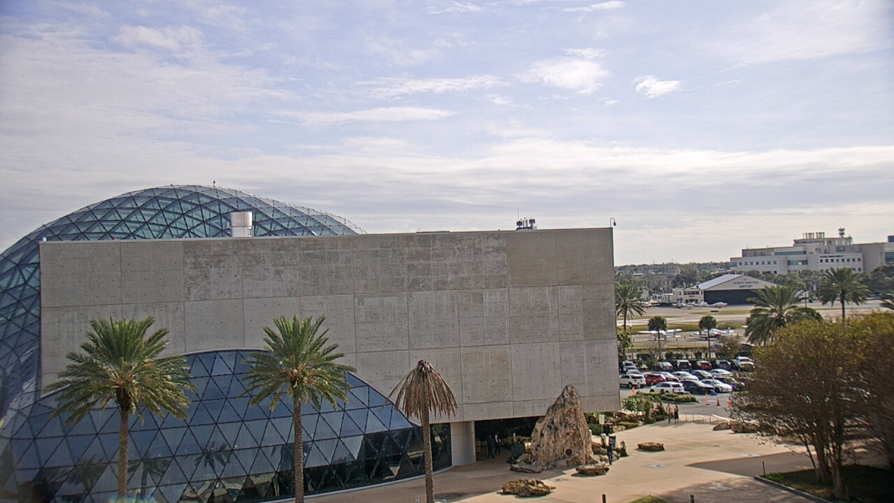 Thumbnail for current weather camera view from Mahaffey Theater in St. Petersburg, Florida