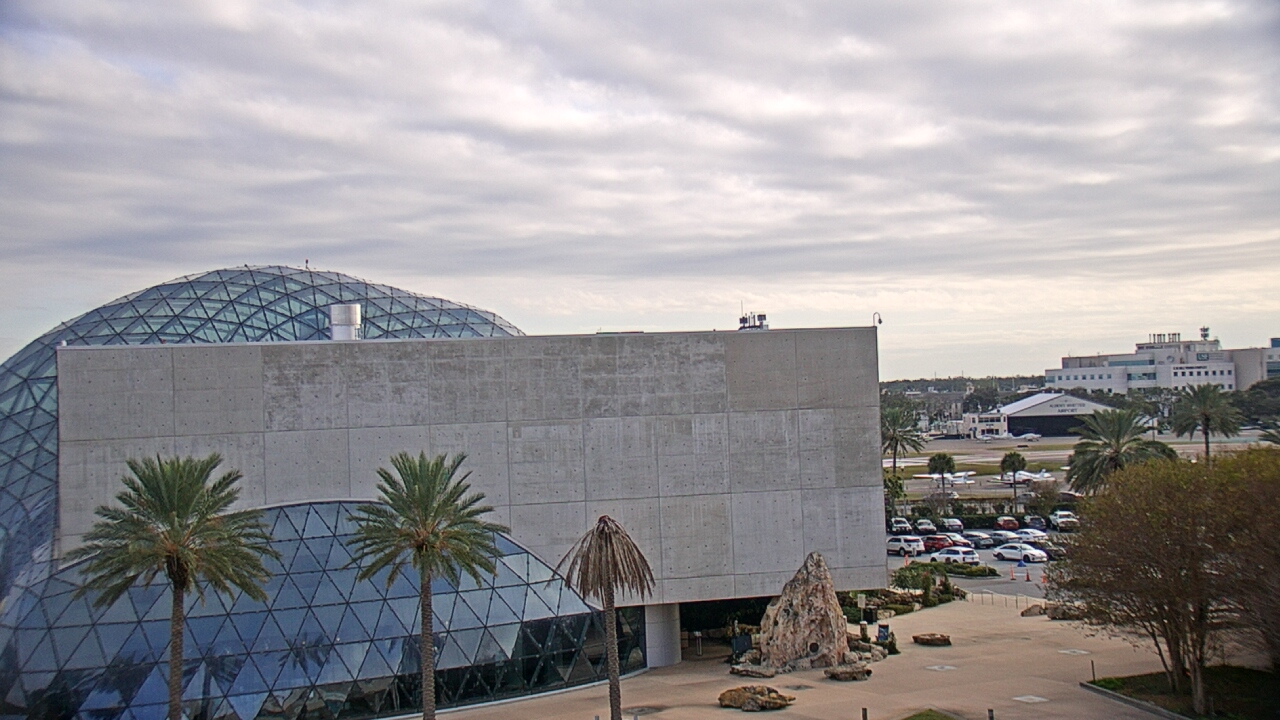 Thumbnail for current weather camera view from Mahaffey Theater in St. Petersburg, Florida