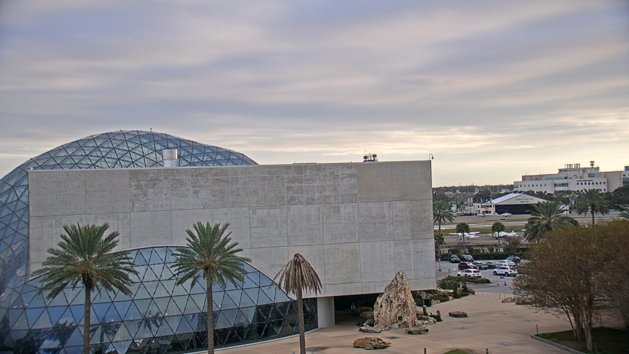 Thumbnail for current weather camera view from Mahaffey Theater in St. Petersburg, Florida
