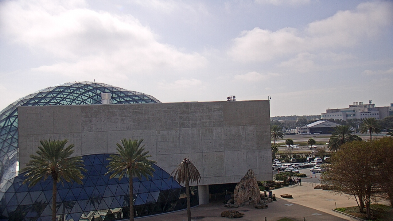 Thumbnail for current weather camera view from Mahaffey Theater in St. Petersburg, Florida