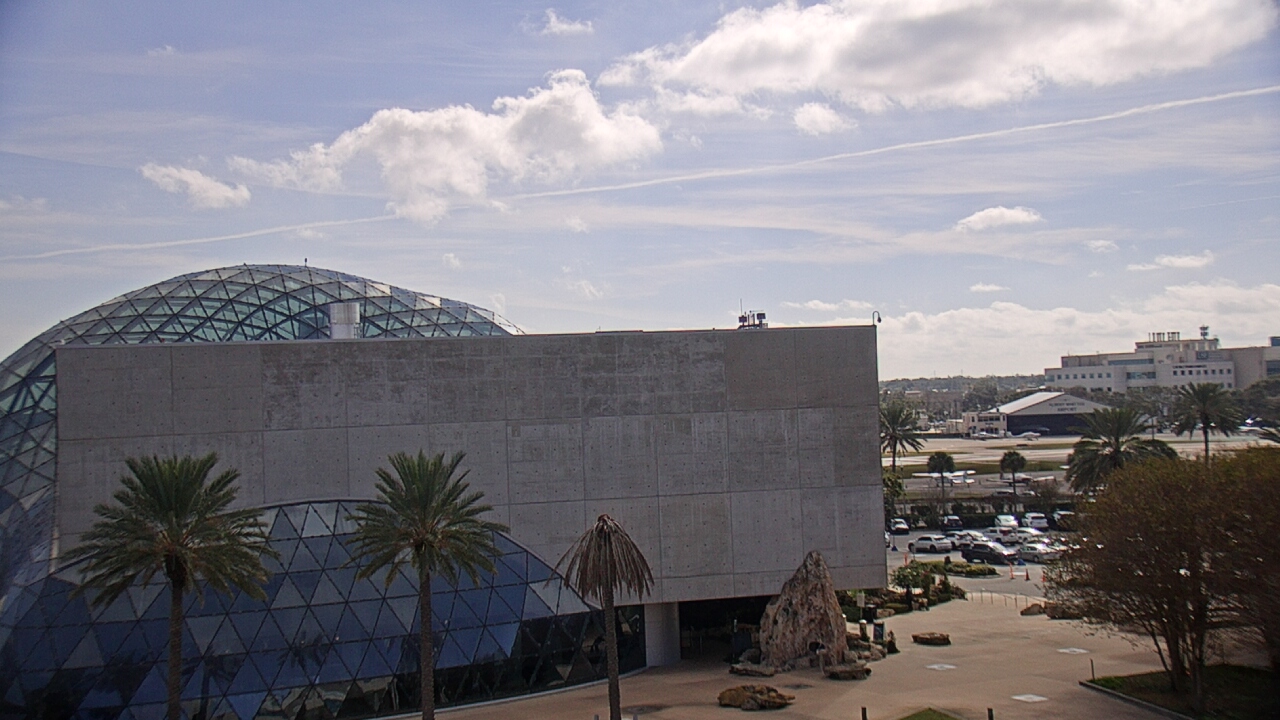 Thumbnail for current weather camera view from Mahaffey Theater in St. Petersburg, Florida