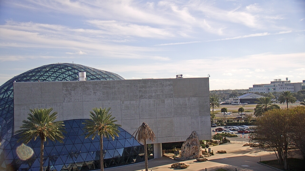 Thumbnail for current weather camera view from Mahaffey Theater in St. Petersburg, Florida