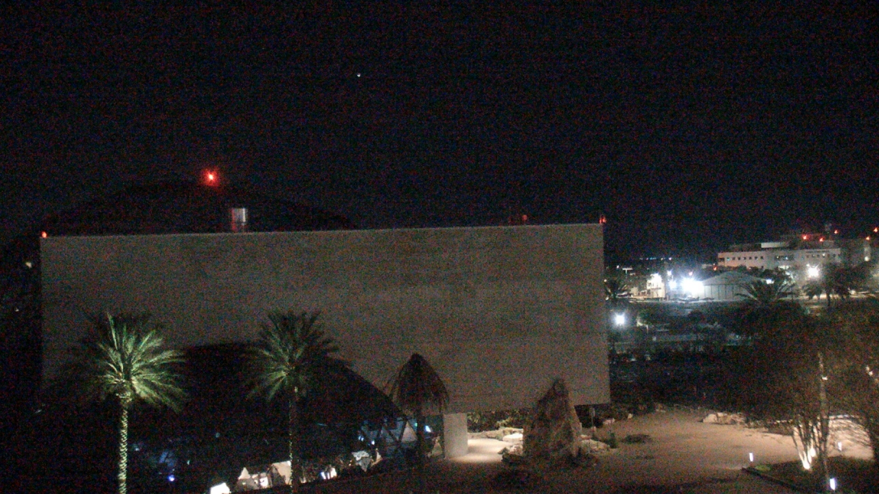 Thumbnail for current weather camera view from Mahaffey Theater in St. Petersburg, Florida