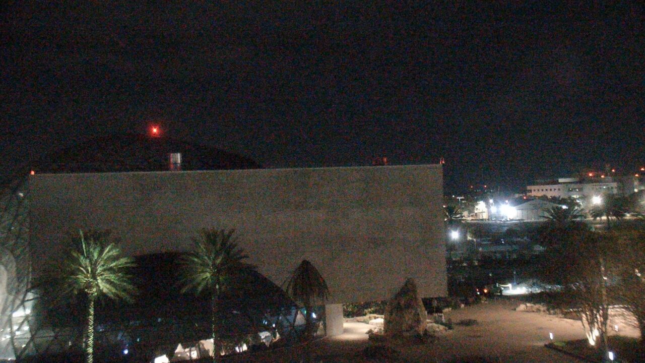 Thumbnail for current weather camera view from Mahaffey Theater in St. Petersburg, Florida